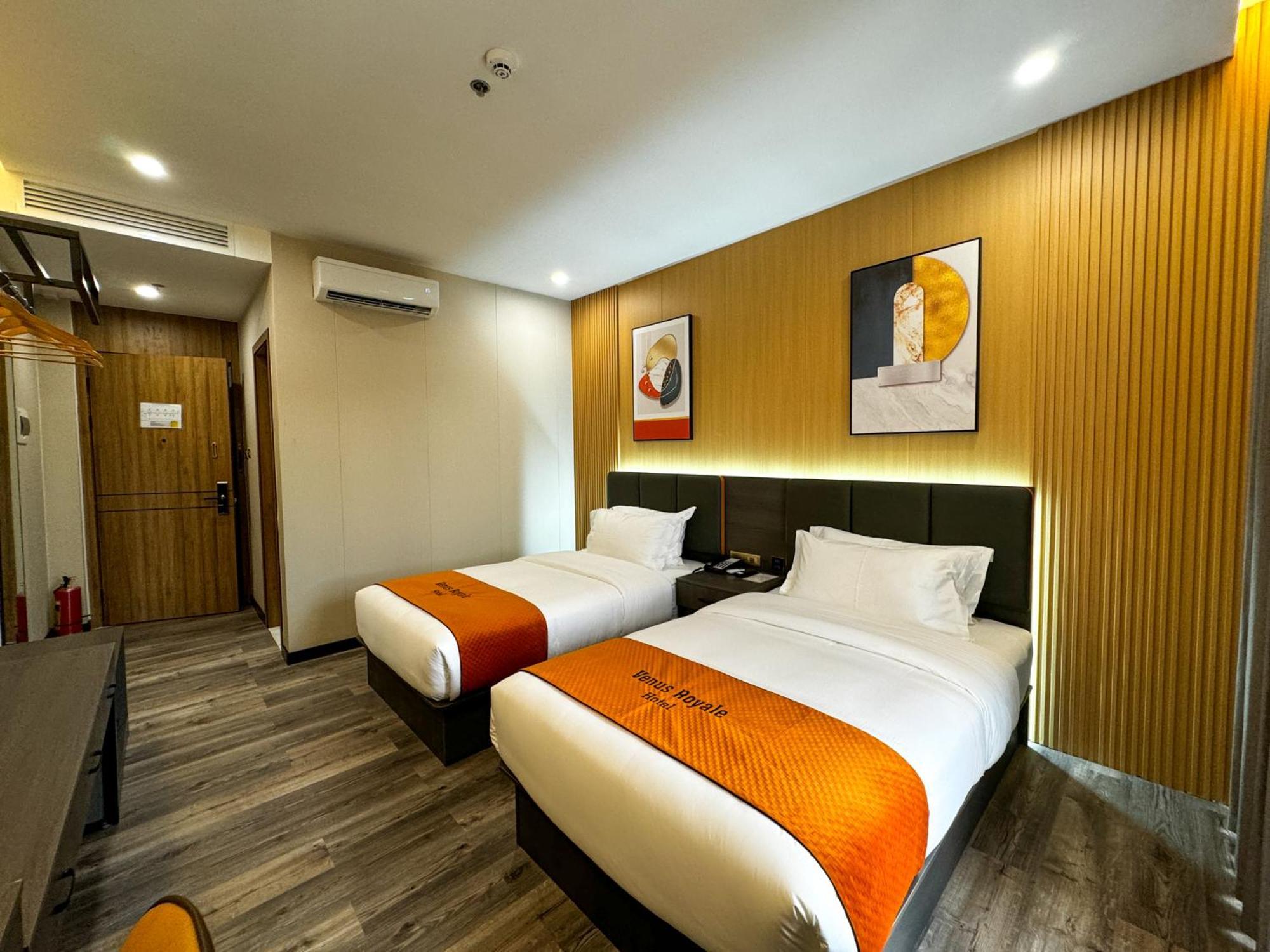 Venus Royale Hotel Корон Экстерьер фото