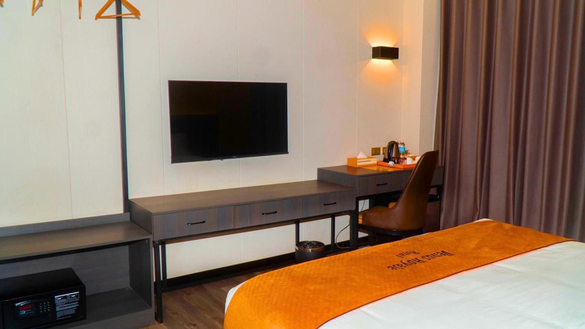 Venus Royale Hotel Корон Экстерьер фото