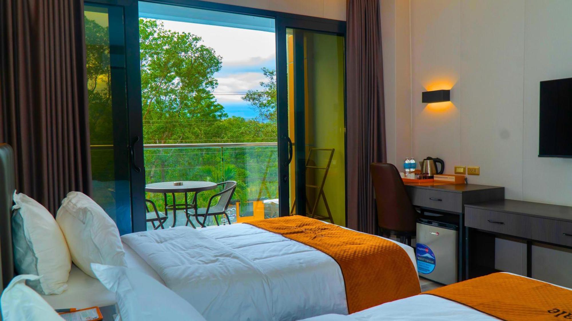 Venus Royale Hotel Корон Экстерьер фото