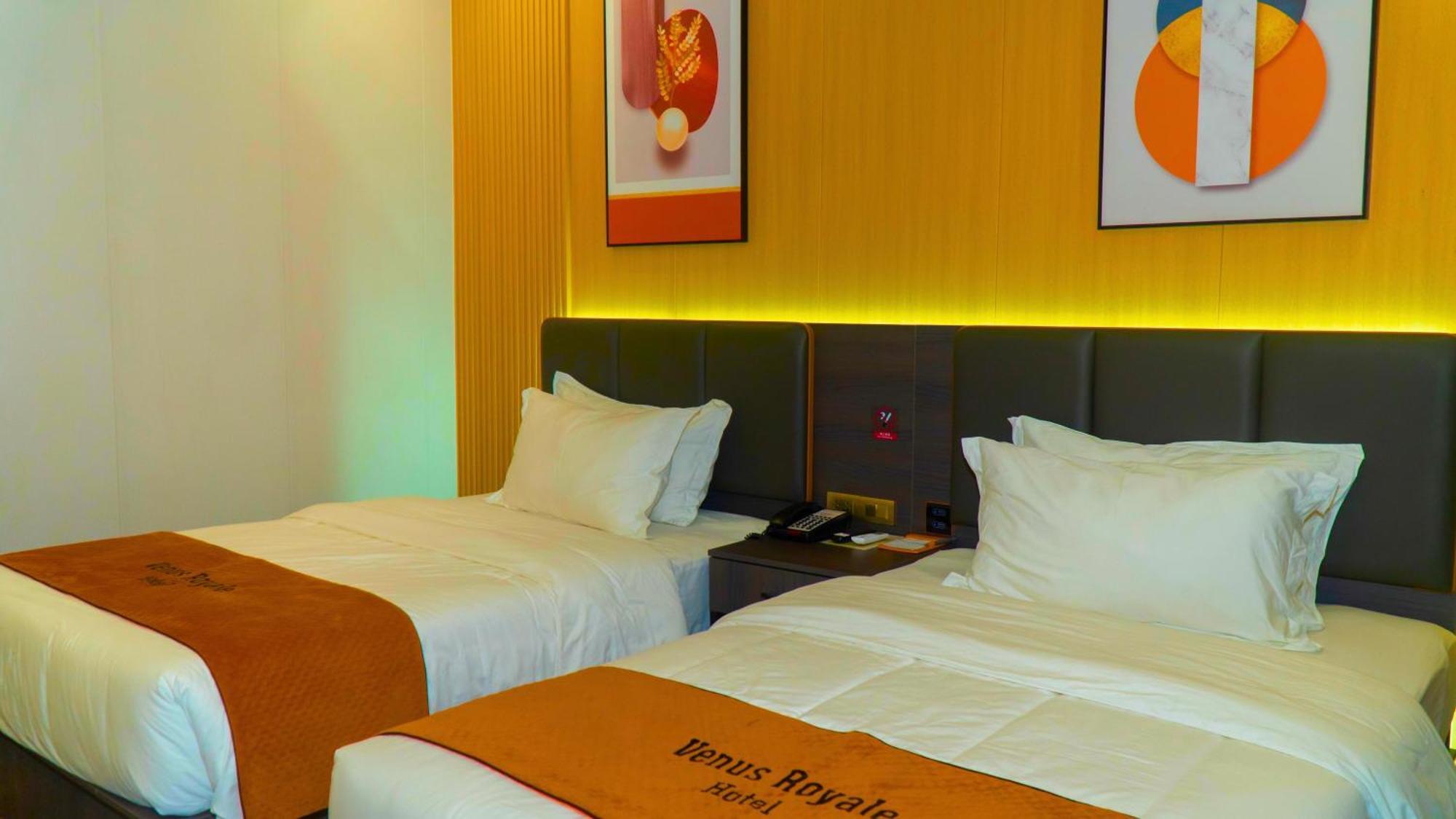 Venus Royale Hotel Корон Экстерьер фото